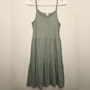 Elegant Green Sleeveless Dress